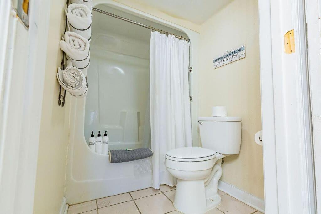 2-Bed, 1-Bath Apartment Near I-24, Great Location Чаттануґа Екстер'єр фото