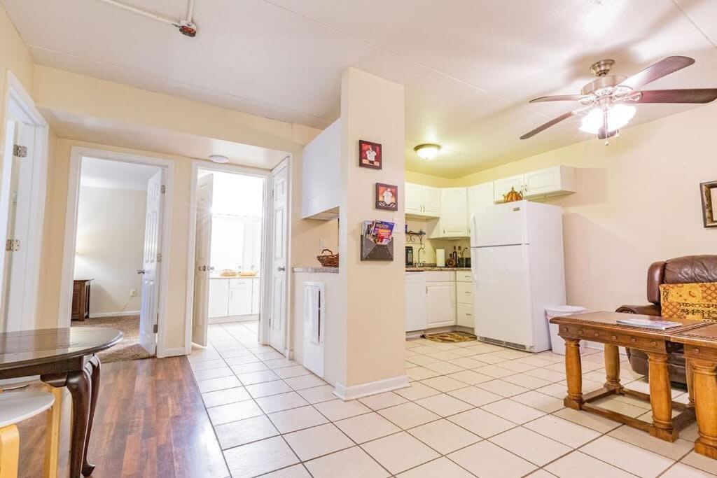2-Bed, 1-Bath Apartment Near I-24, Great Location Чаттануґа Екстер'єр фото