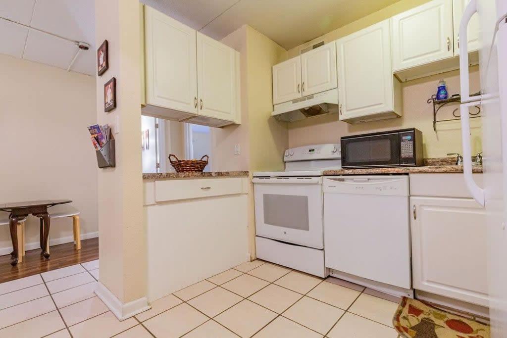 2-Bed, 1-Bath Apartment Near I-24, Great Location Чаттануґа Екстер'єр фото