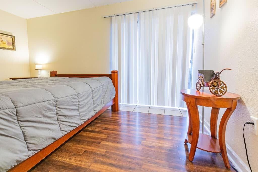 2-Bed, 1-Bath Apartment Near I-24, Great Location Чаттануґа Екстер'єр фото